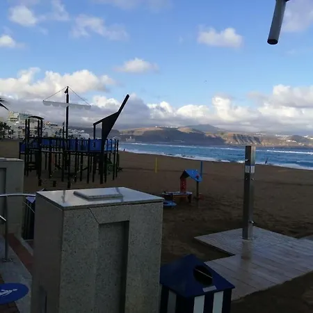 Playa Canteras * לאס פאלמס דה גראן קנאריה